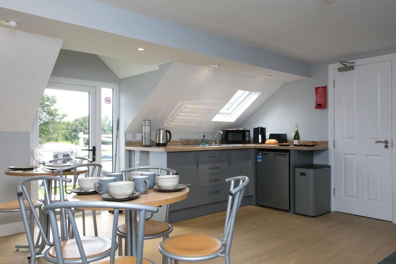 Pass The Keys Modern En-Suite Room In Country Pubrestaurant 2 Llanddona Exterior foto